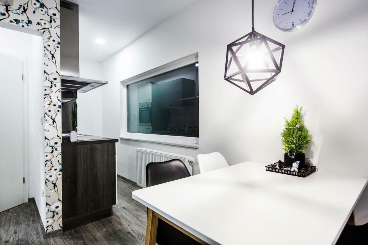 Luxury Studio Apartments ลูบลิยานา ภายนอก รูปภาพ