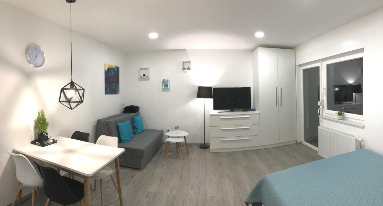 Luxury Studio Apartments ลูบลิยานา ภายนอก รูปภาพ