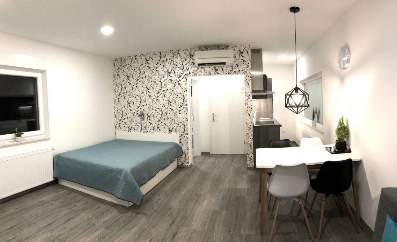 Luxury Studio Apartments ลูบลิยานา ภายนอก รูปภาพ